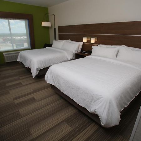 Holiday Inn Express Hotel And Suites Lincoln Airport By Ihg Eksteriør bilde