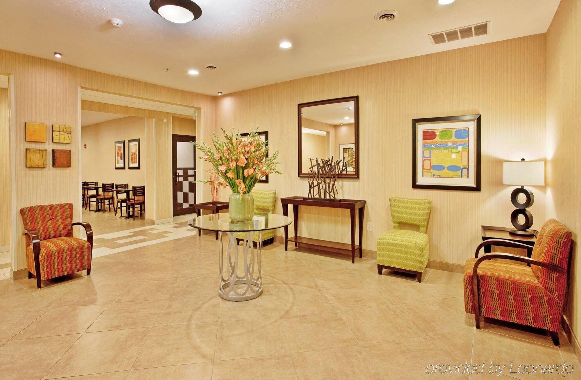 Holiday Inn Express Hotel And Suites Lincoln Airport By Ihg Eksteriør bilde