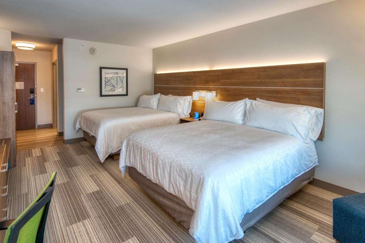 Holiday Inn Express Hotel And Suites Lincoln Airport By Ihg Eksteriør bilde