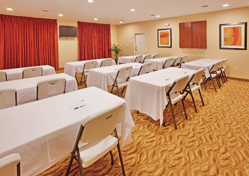 Holiday Inn Express Hotel And Suites Lincoln Airport By Ihg Eksteriør bilde