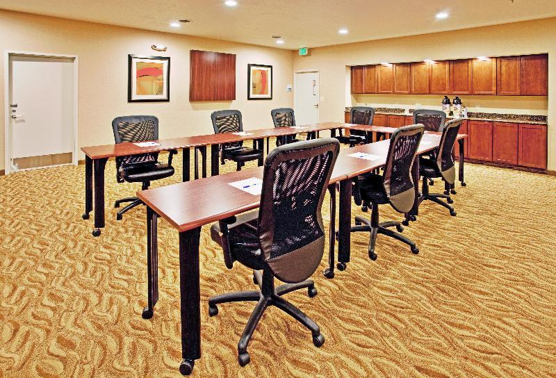 Holiday Inn Express Hotel And Suites Lincoln Airport By Ihg Eksteriør bilde